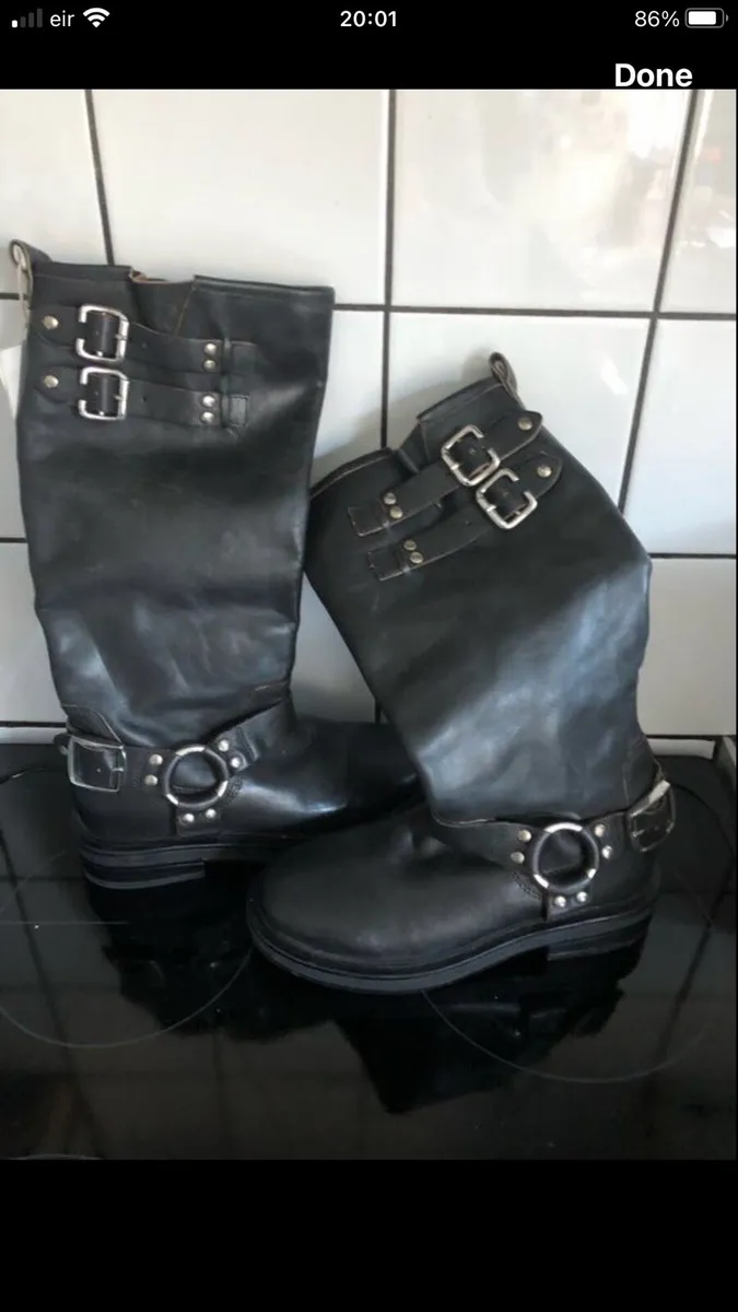 Girls BNWT Zara boots size 2 €20 - Image 2
