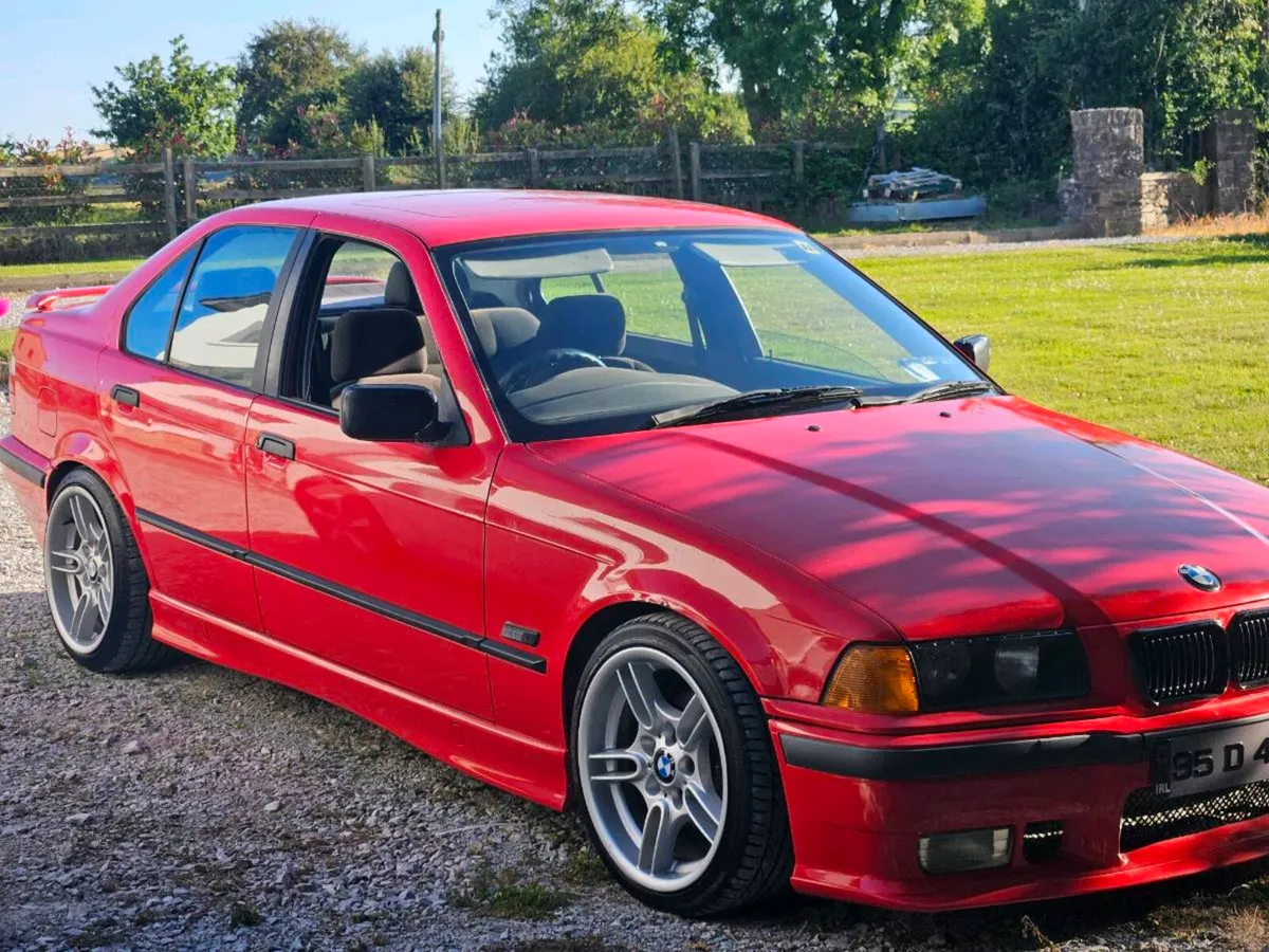 1995 E36 325 saloon - Image 1