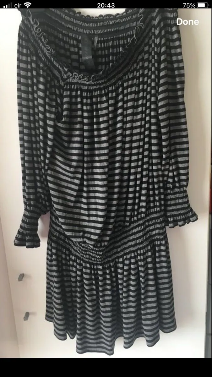 Ladies stunning dress size S €10 - Image 2