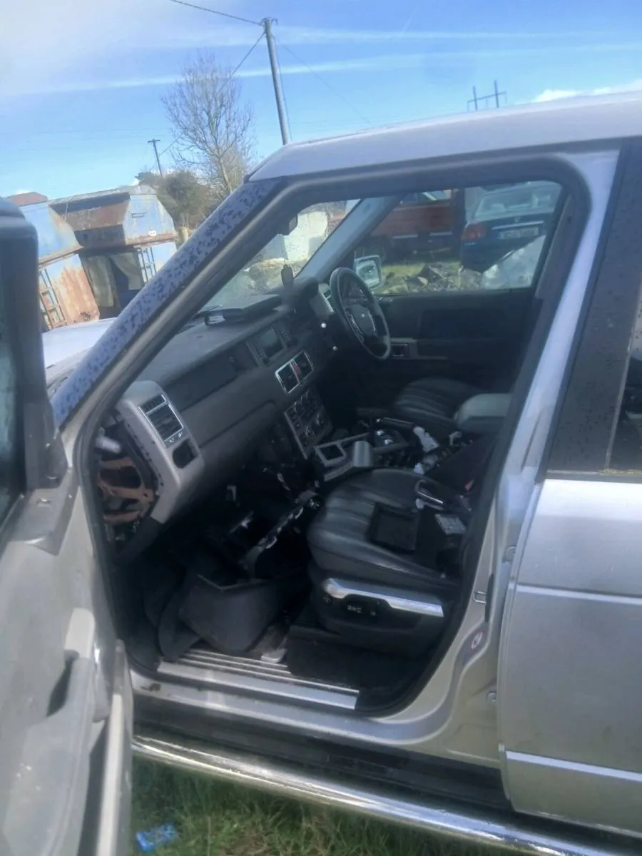 Car for parts - Image 3