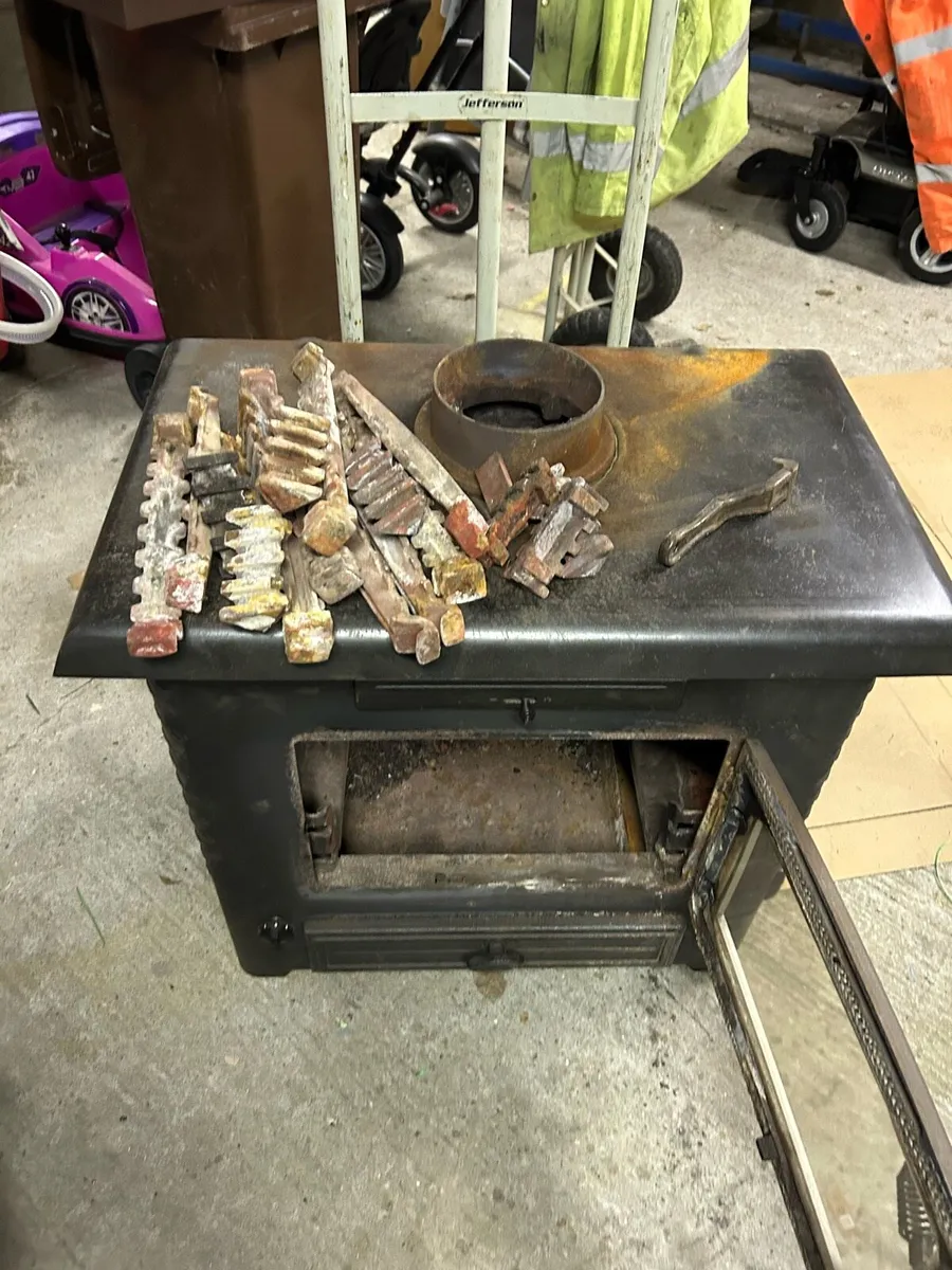 Stove - Image 4