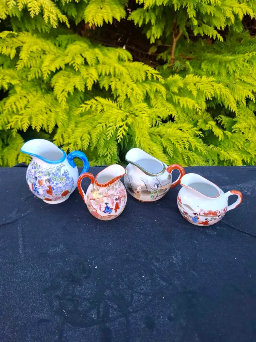 4 china milk jugs postage possible - Image 1