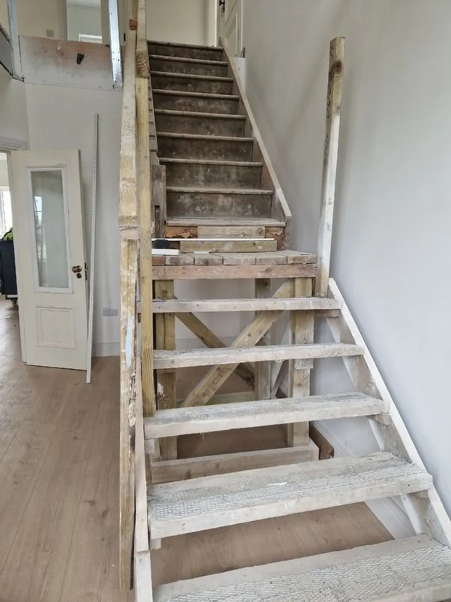 Temporary stairs - Image 1