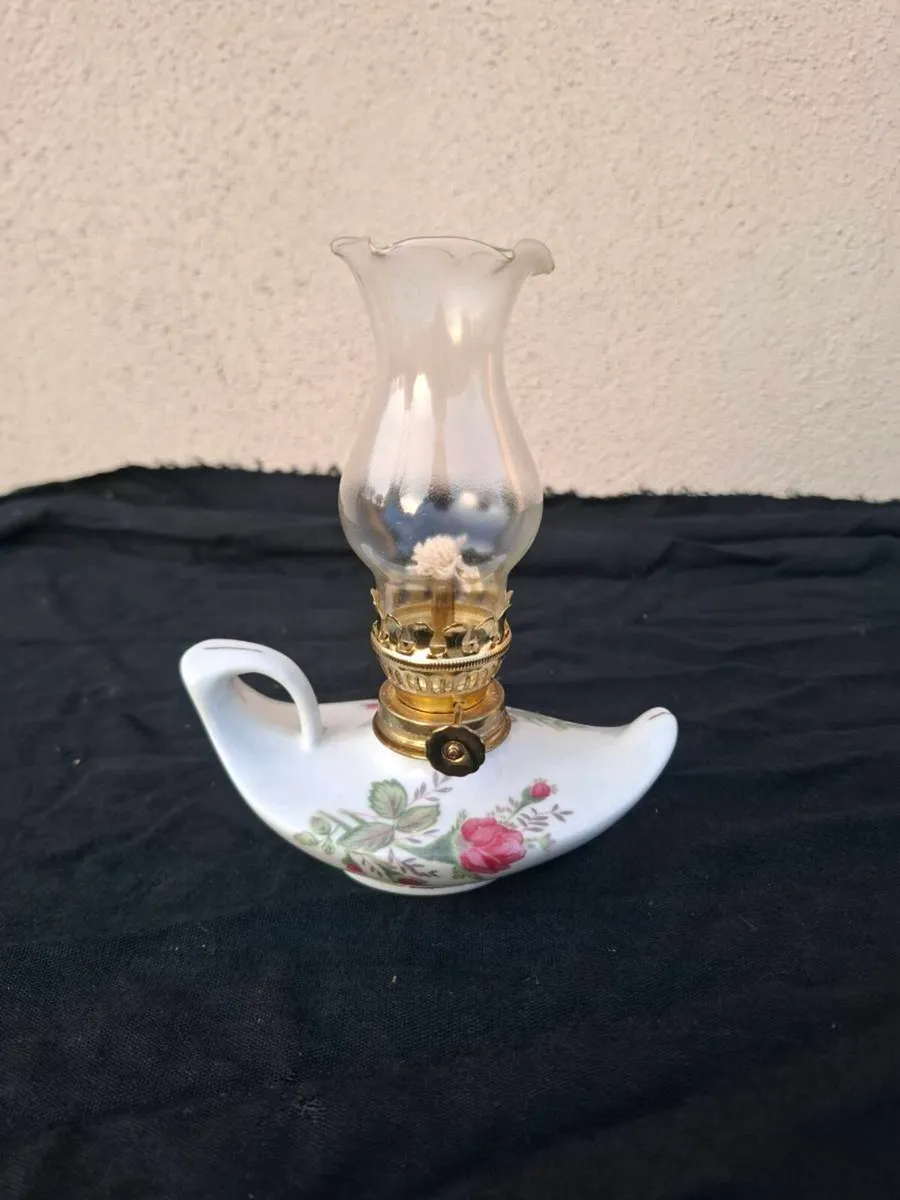 Small rose oil lamp postage possible