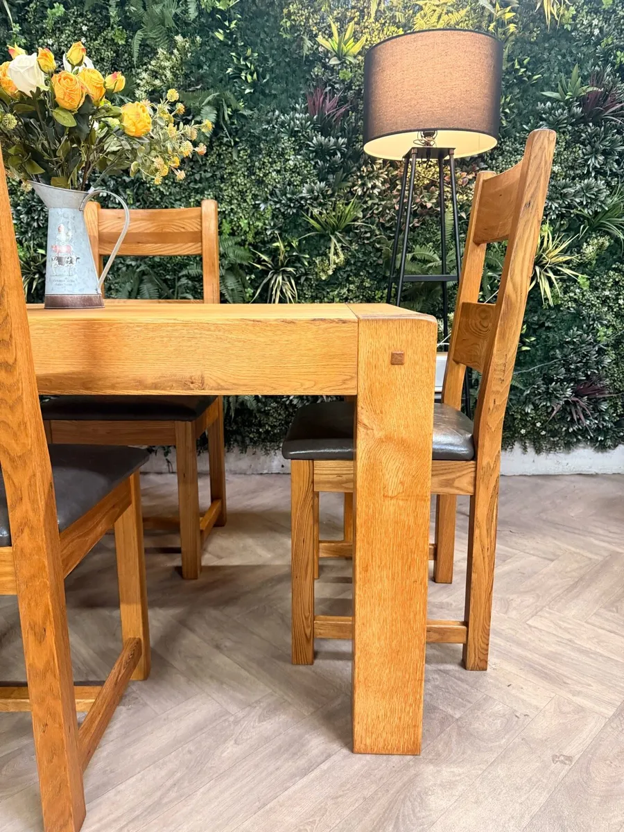 Oak kitchen table & 4 chairs/dining set - Image 4
