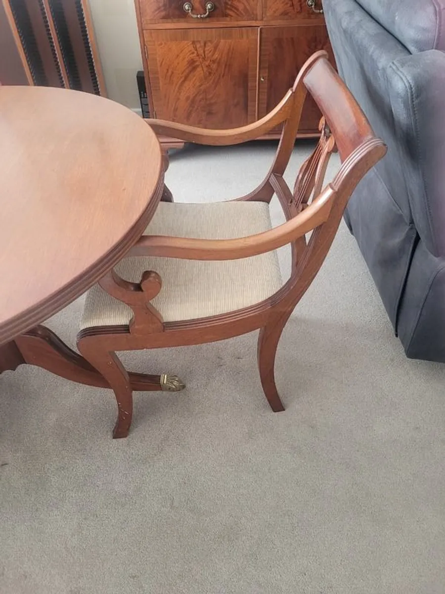 Mahogany Table and chairs - Image 3