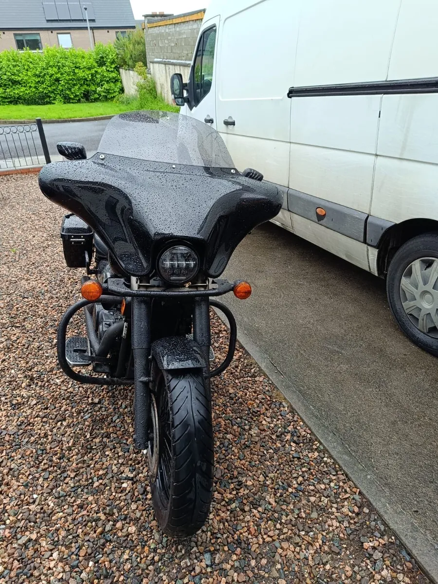 Triumph tiger & Shadow 750 mint - Image 1
