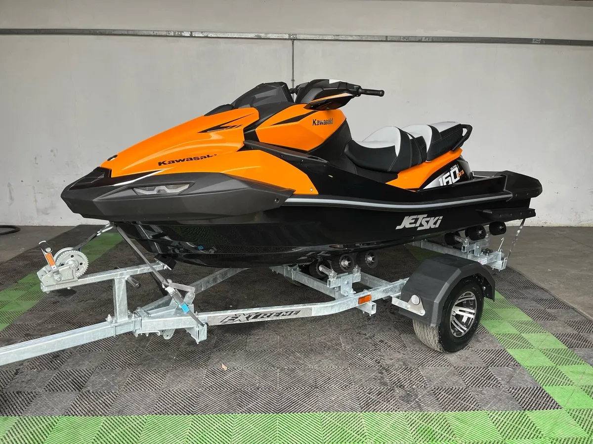 KAWASAKI ULTRA 160 LXS JET SKI * SAVE £5K ON RRP - Image 3
