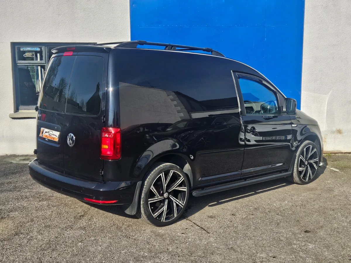 Vw caddy van 2020 black - Image 2