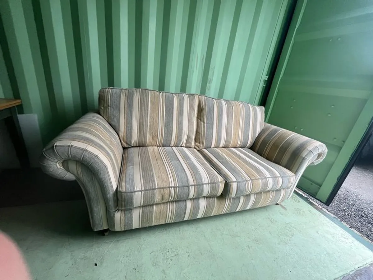 Sofa - Image 3