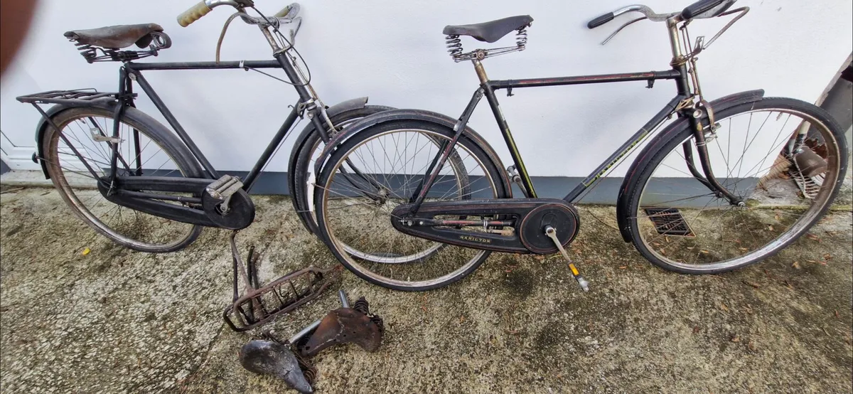 Old Raleigh bikes. - Image 1