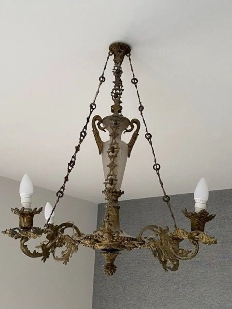 Chandalier - Image 2