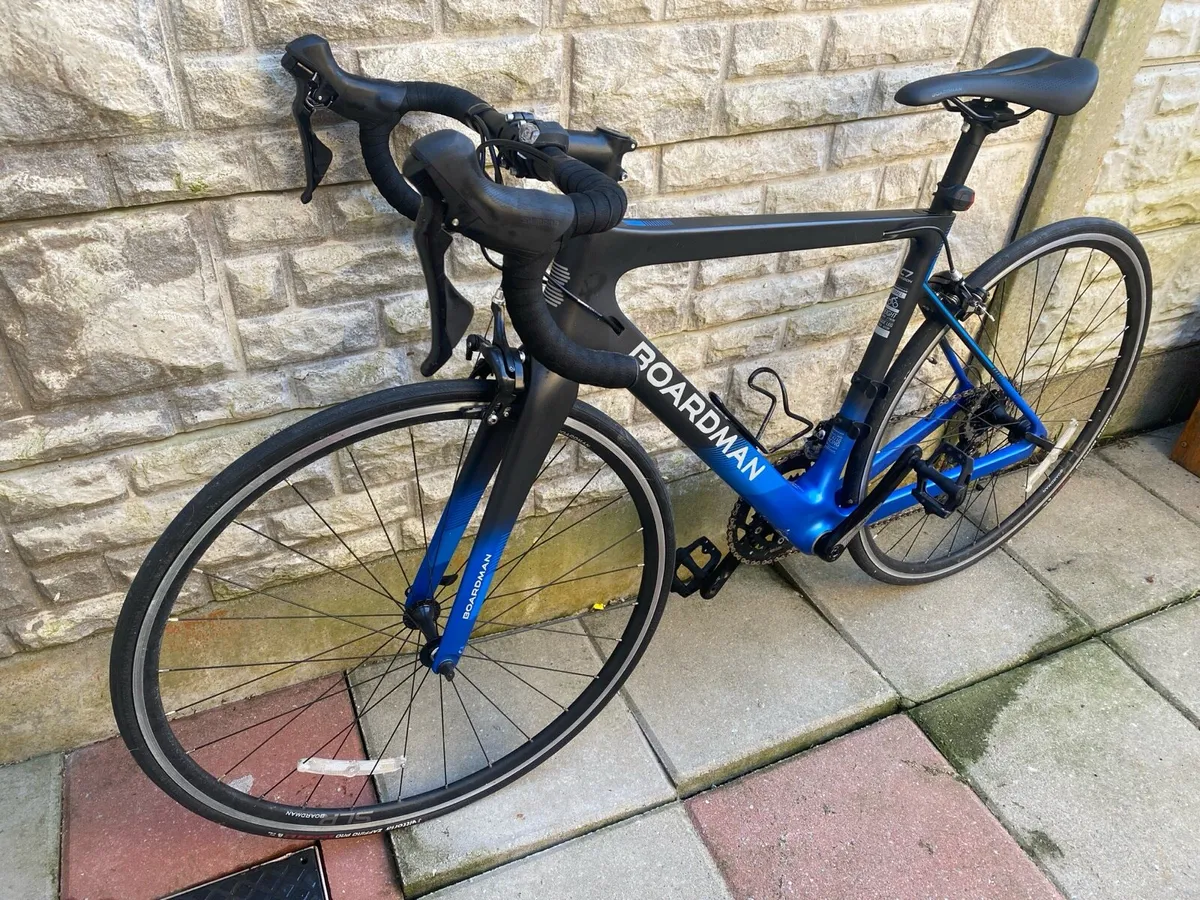 Boardman carbon fibre road bike - Image 2