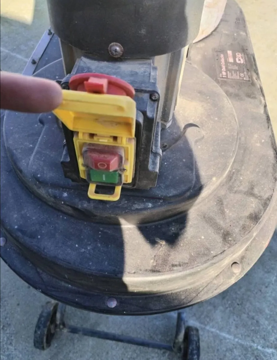 Dust extractor - Image 4