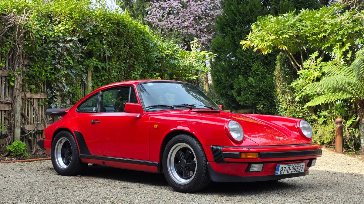 1987 Porsche 911 Carrera 3.2 – G50 - Image 1