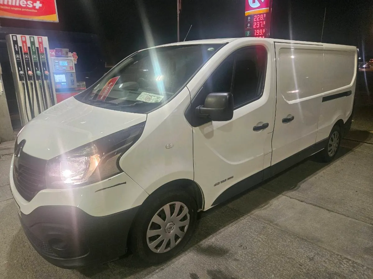Renault traffic lwb CVRT TAX - Image 3