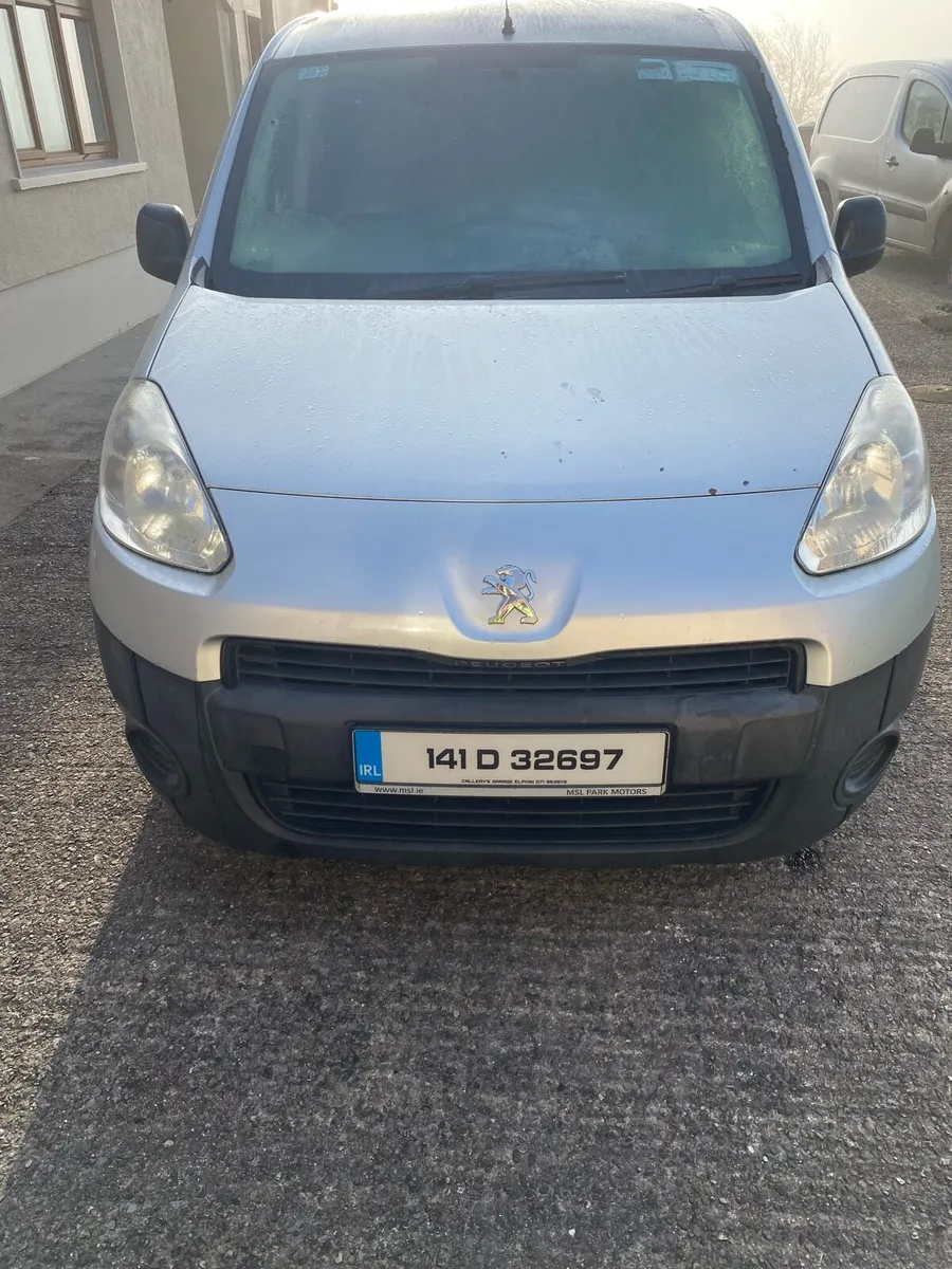 Peugeot van - Image 1