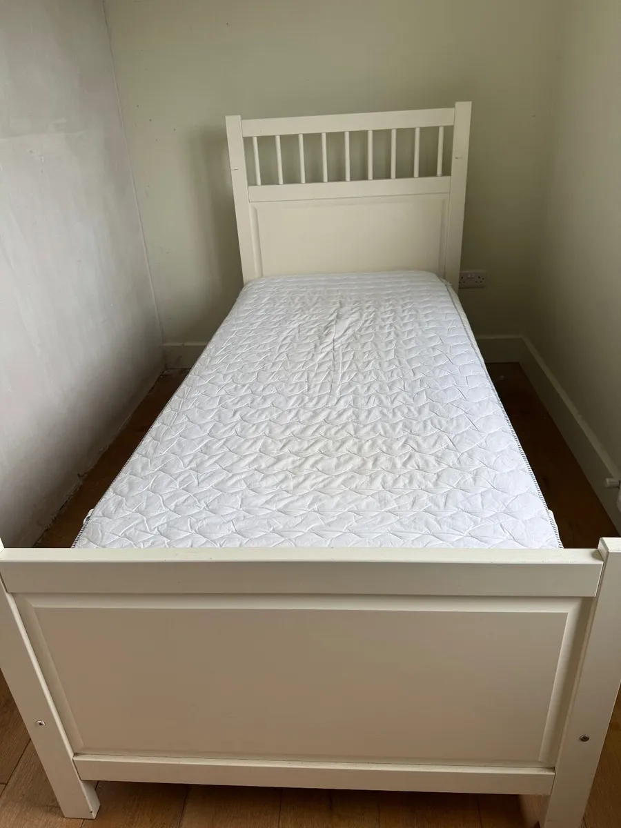 Single BedS - Image 1