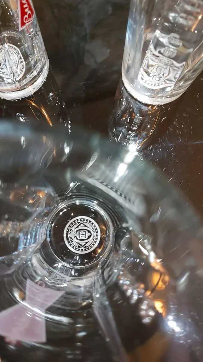 24 New Budweiser Glasses - Image 2