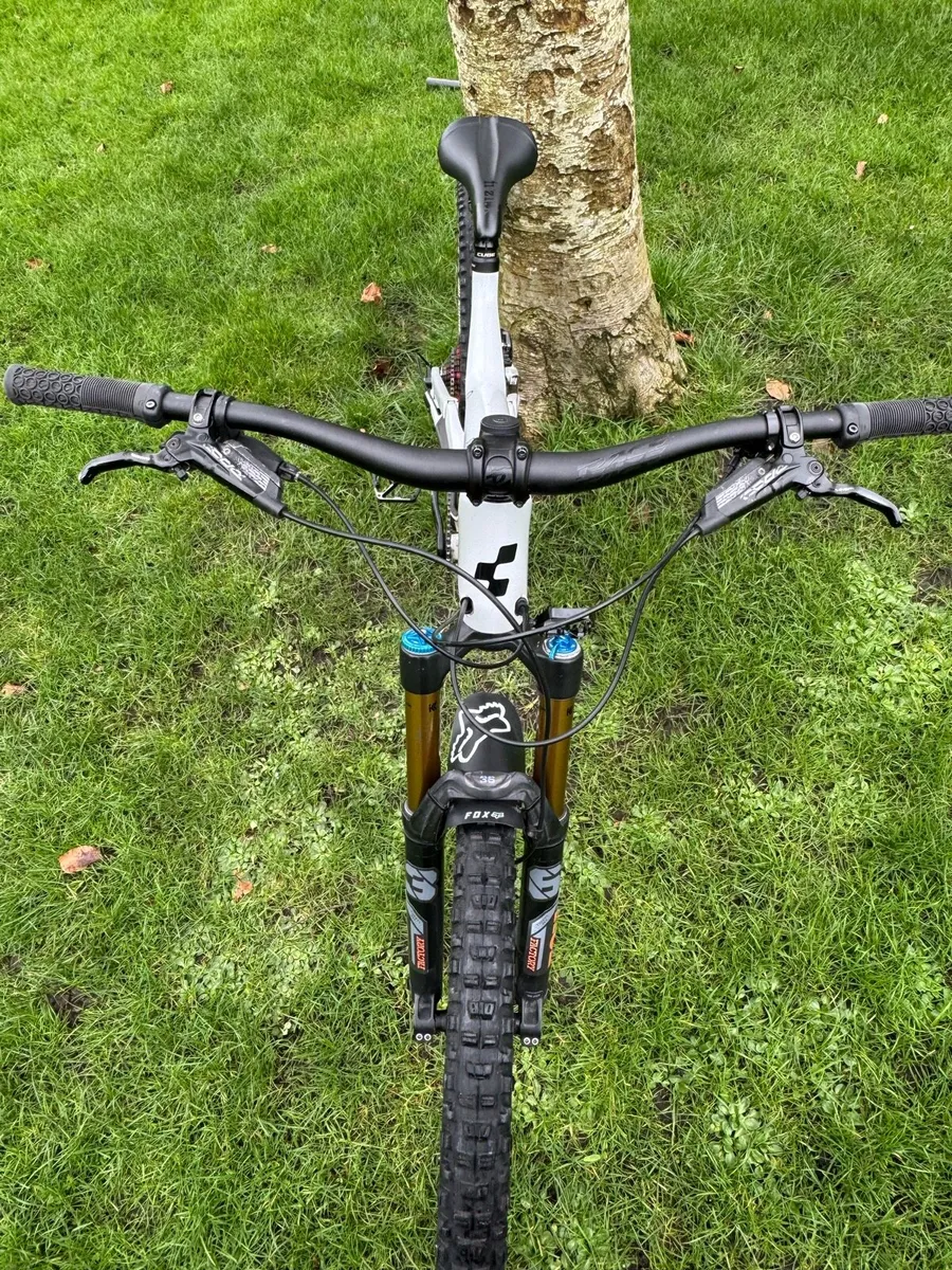 Cube stereo Custom - Image 4