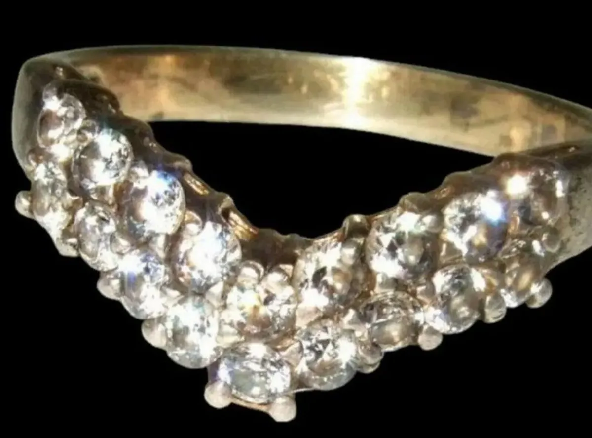 Vintage Hallmarked Silver Sapphire Wishbone Ring - Image 1