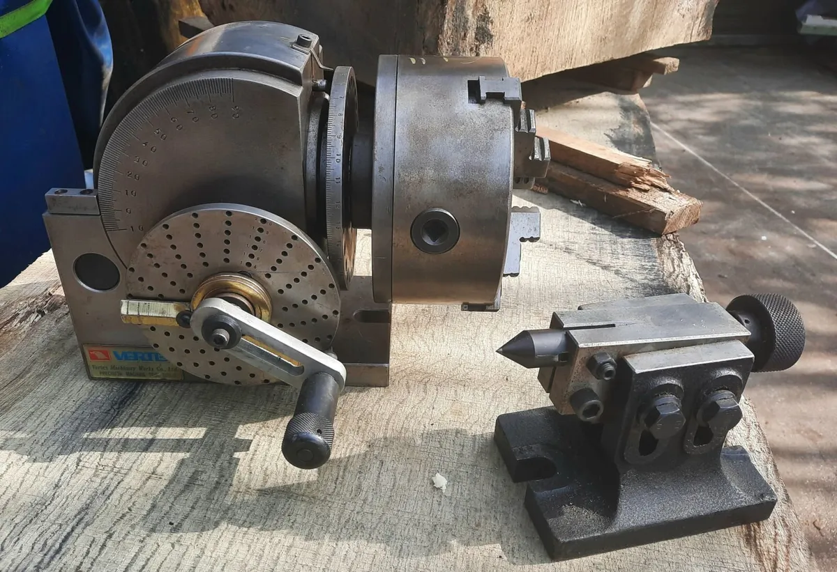 Vertex Tilting Dividing Head - Image 1