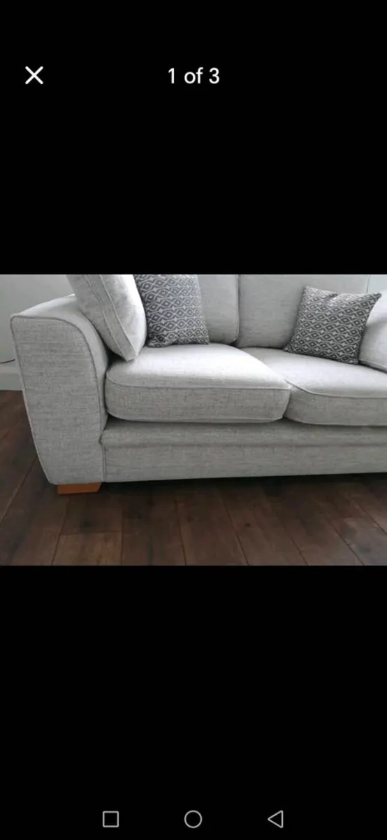 Couch - Image 2