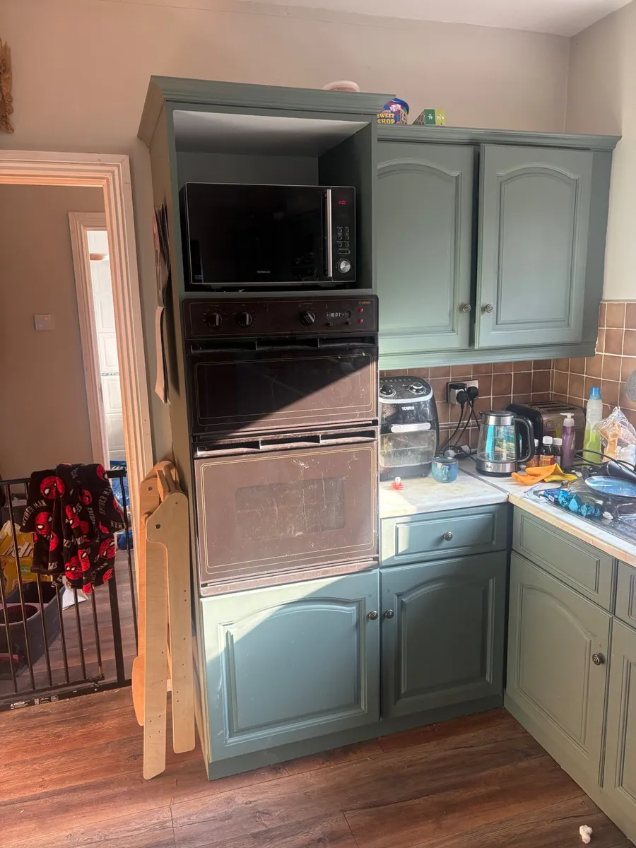 Kitchen units for sale - Image 3