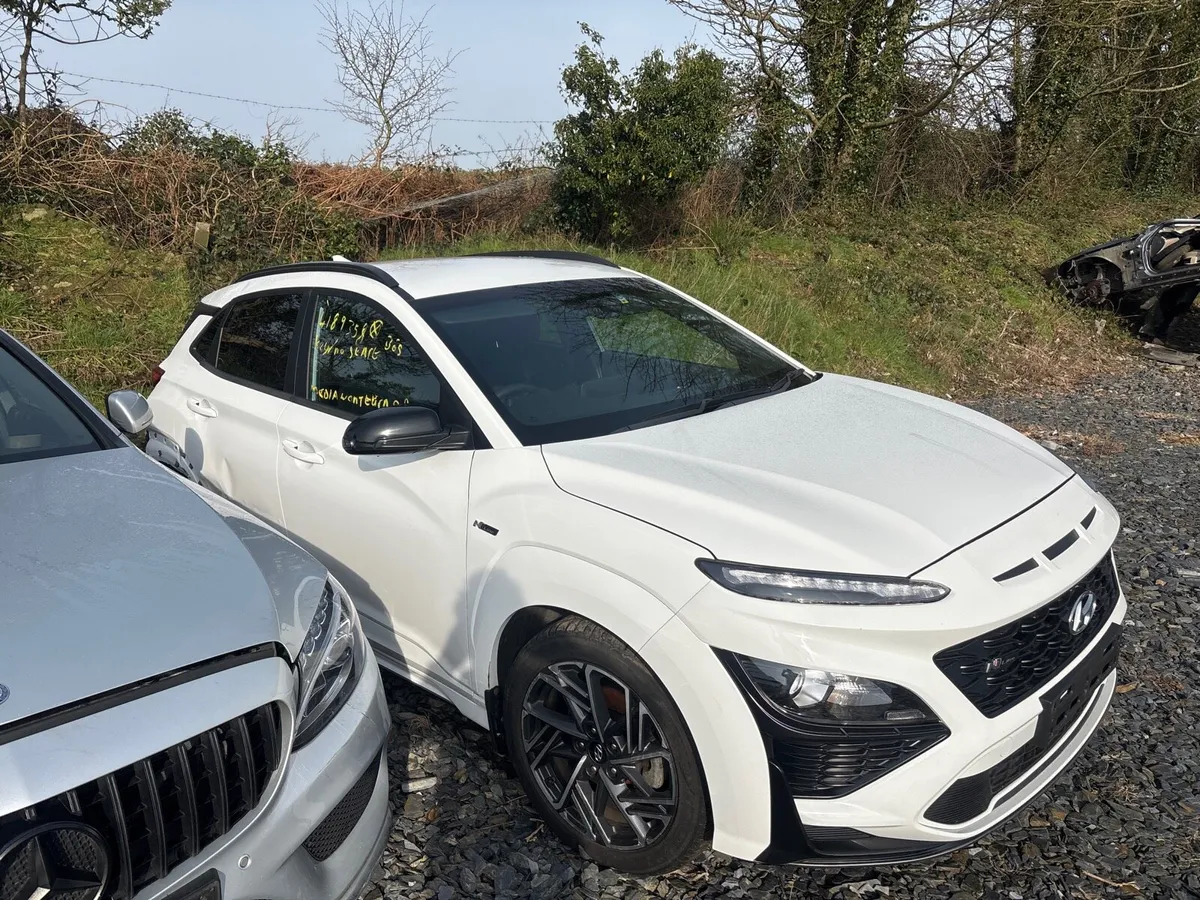 2022 Hyundai kona for breaking - Image 3
