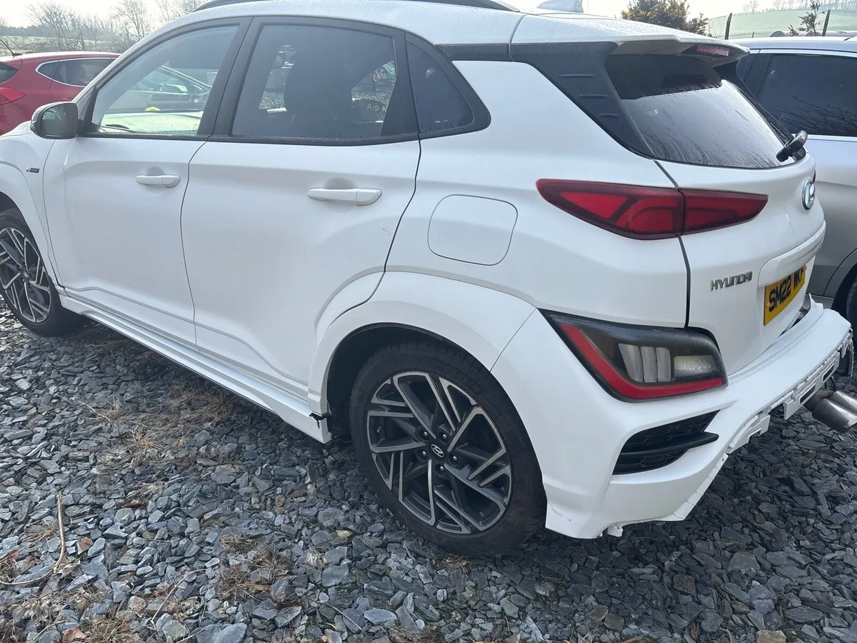 2022 Hyundai kona for breaking - Image 4
