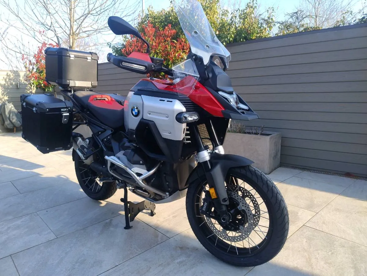 R1300 GSA €22950 straight deal PX considered - Image 1