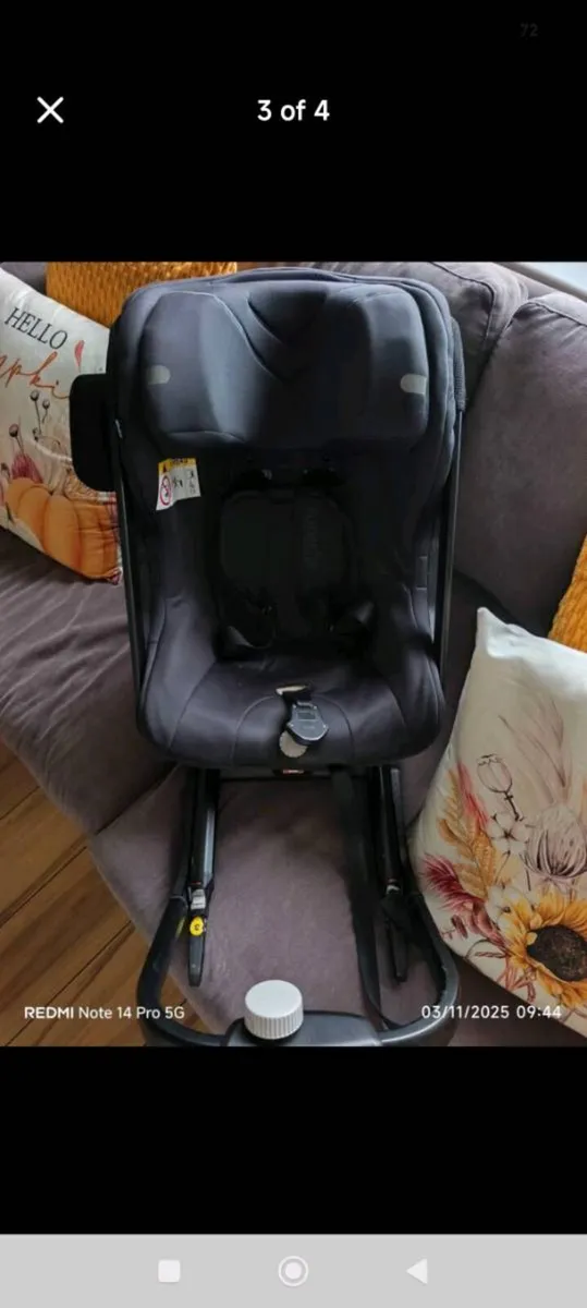 Axkid one2 extended rear facing car seat - Image 1