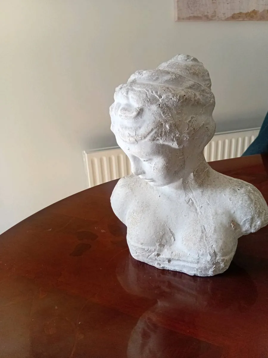 Classic Head Bust Sculpture Female - Image 2