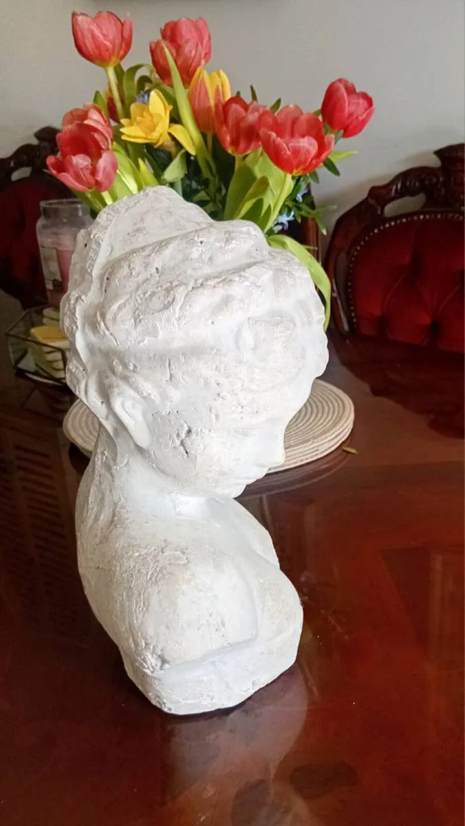 Classic Head Bust Sculpture Female - Image 3