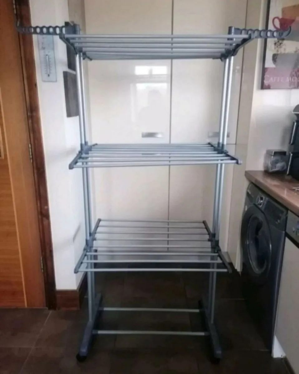 Clothes Drying Rack + Gift - Image 1