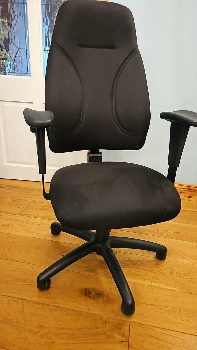 Office Chair - Image 1