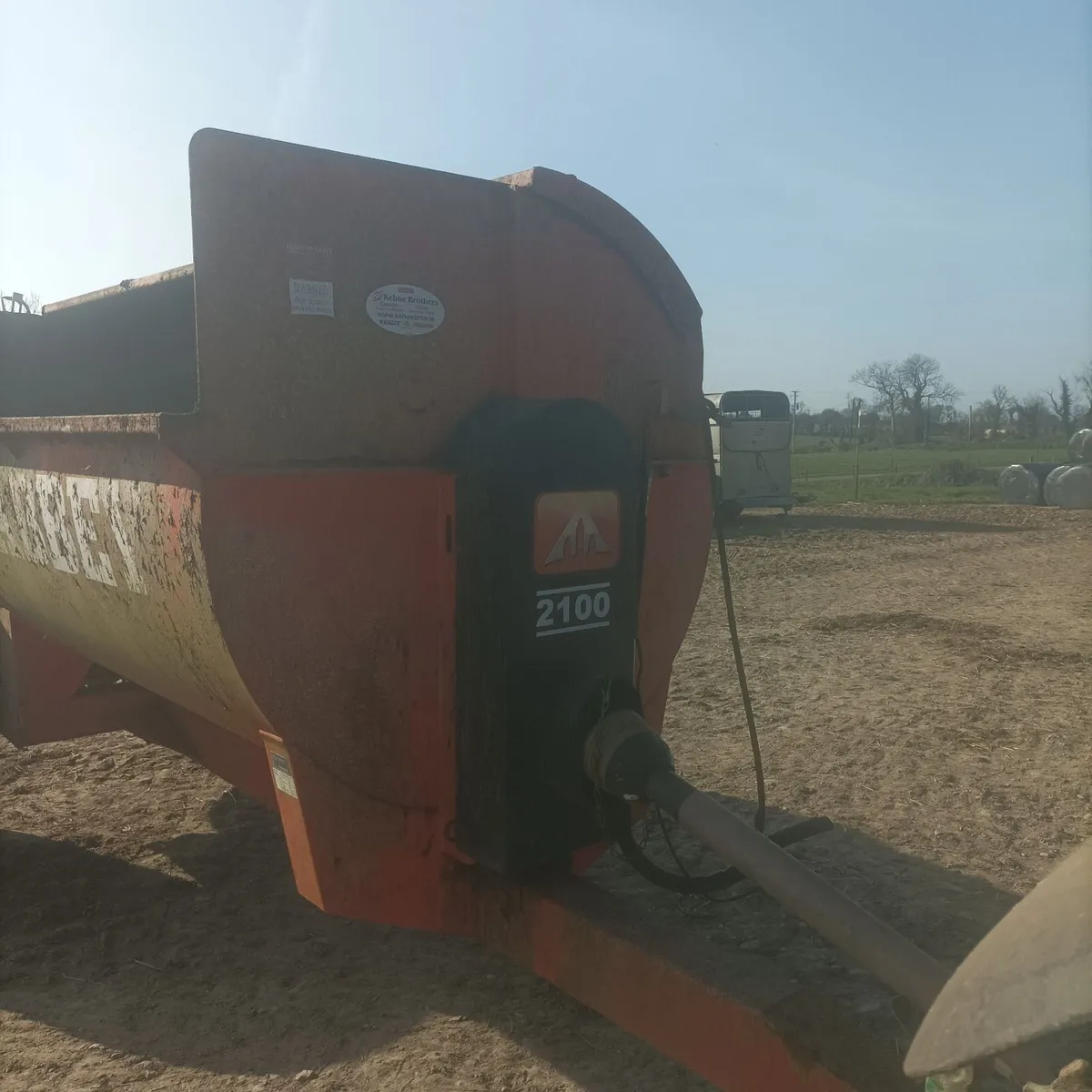 Abbey 2100 dung spreader - Image 1