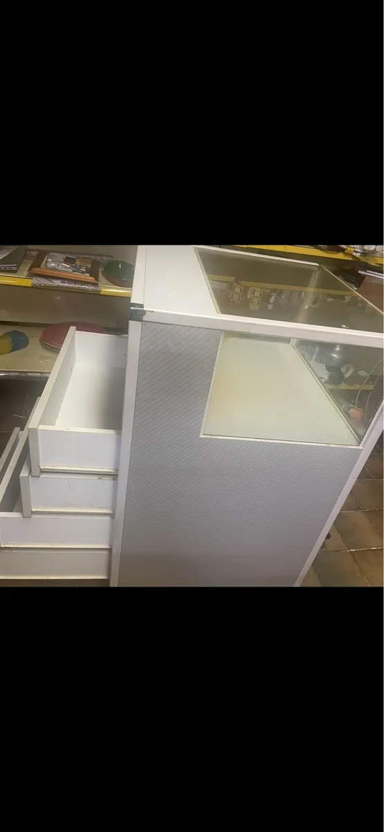 Shop Display Units - FREE - Image 1