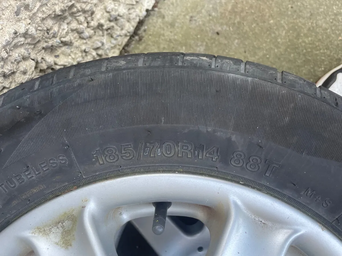 Garage clear out Honda parts - Image 4