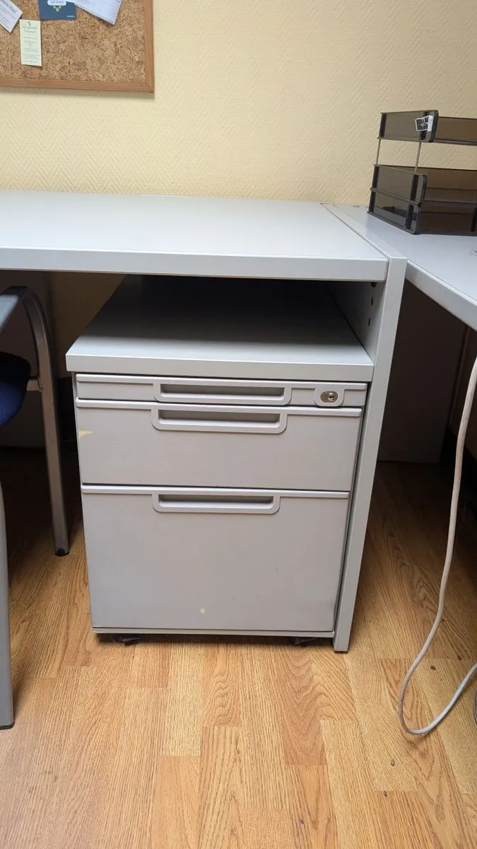L-Shaped  Desk with drawers and cabinets - Image 2