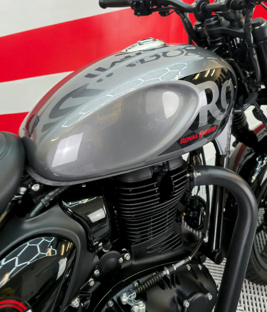 2023 Royal Enfield Meteor 350 - Image 4