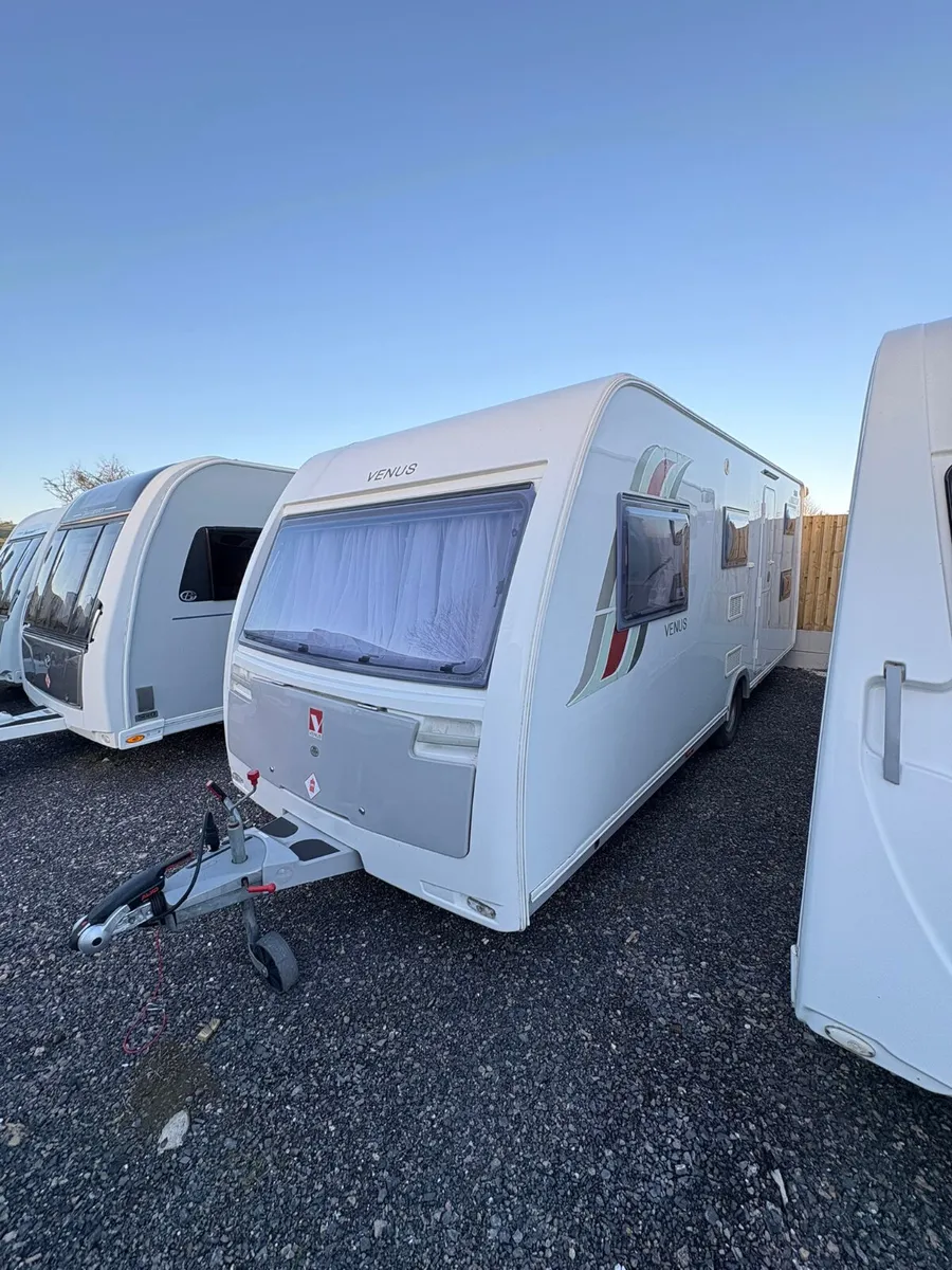 2015 Lunar 6 Berth Fixed Bunkbeds Caravan - Image 1