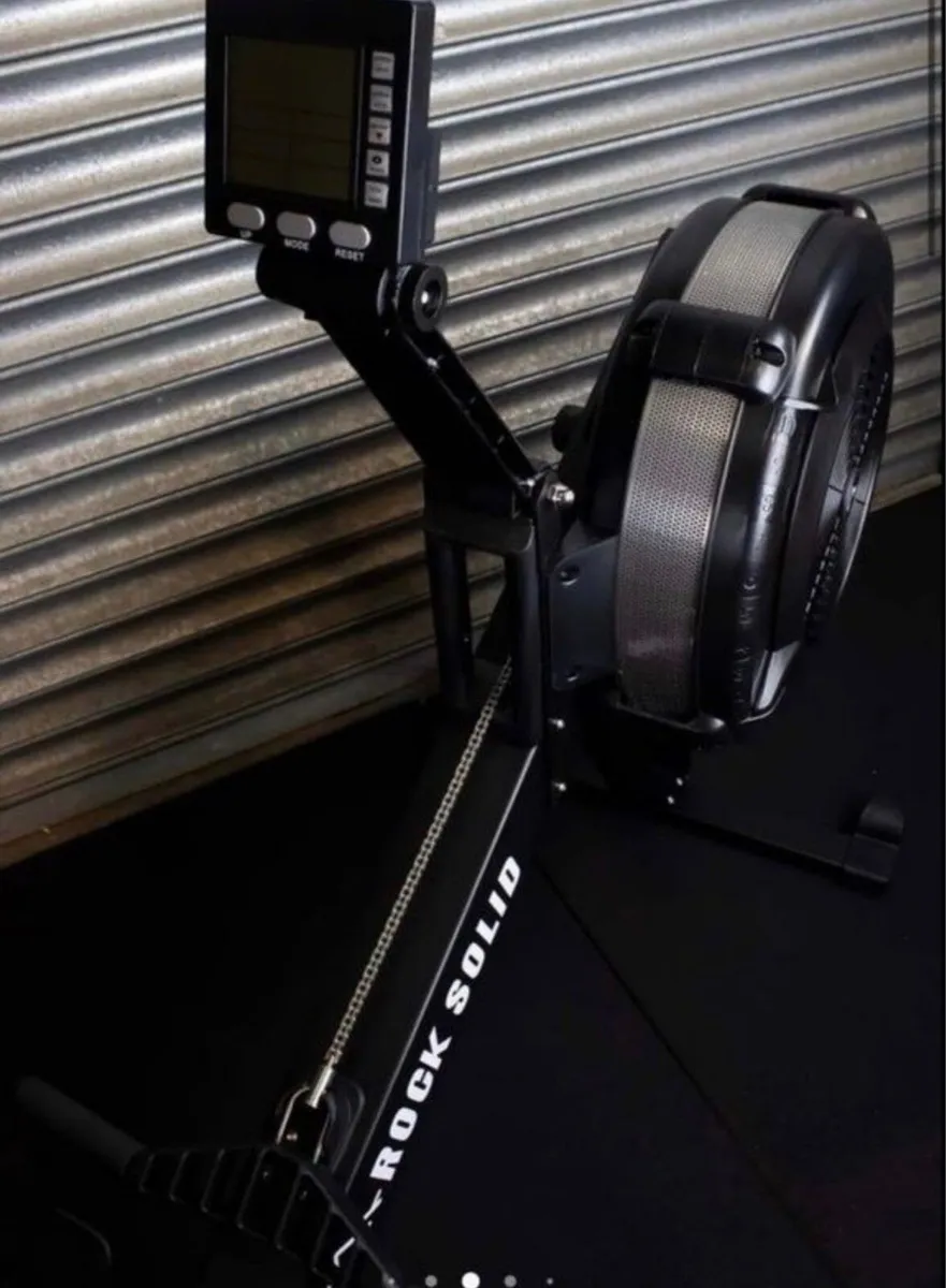 Commercial Grade Air Rowing machine (new) - Image 3