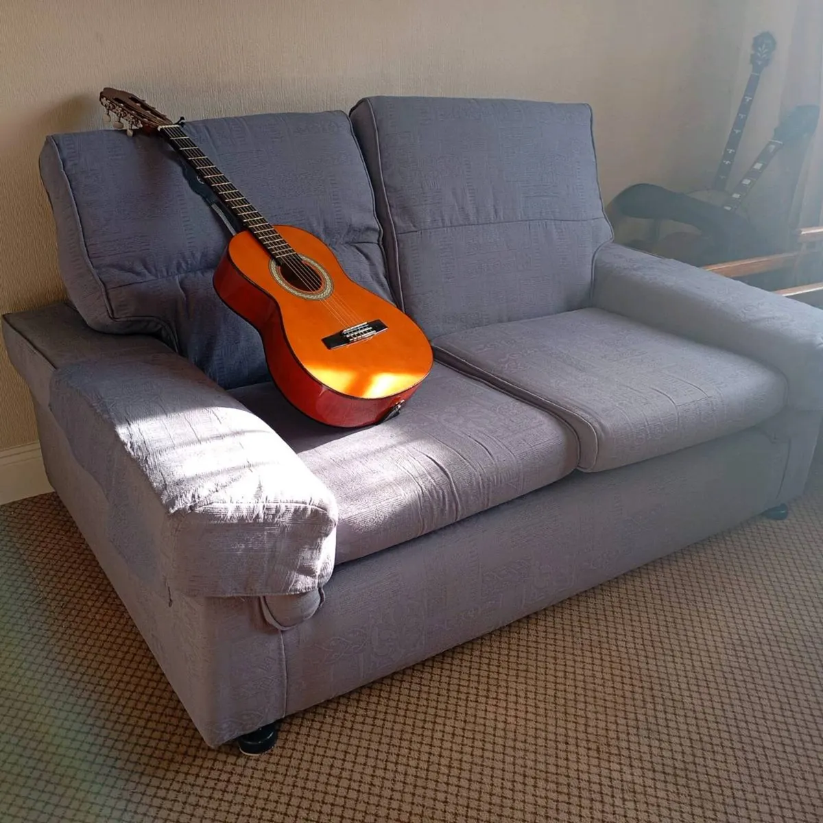 Blue couch - Image 2