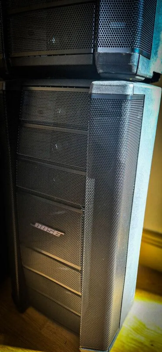 Bose F1 Model 812 Active two speakers 1000 wats - Image 2