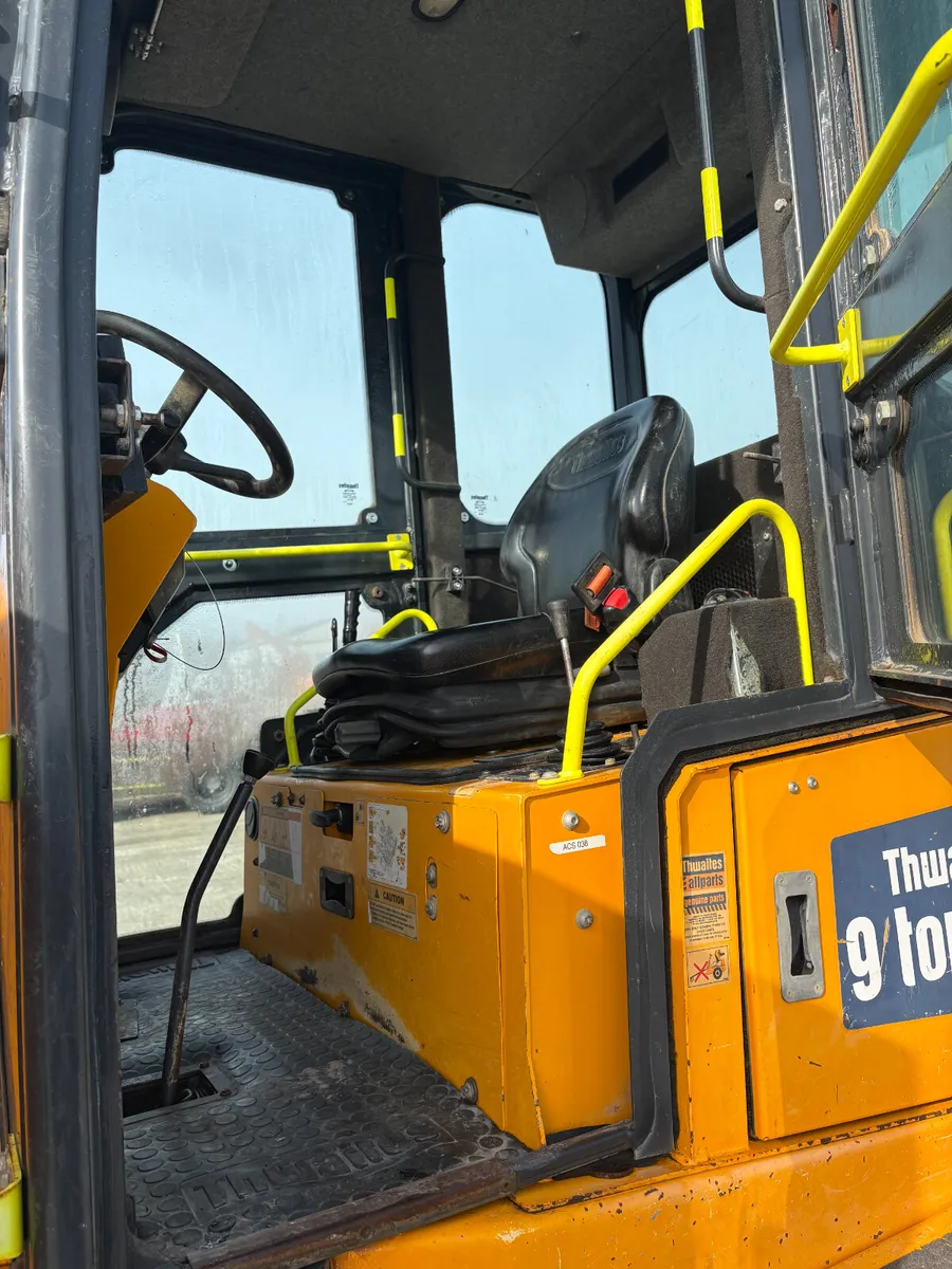 Thwaites 9 ton dumper cab - Image 4