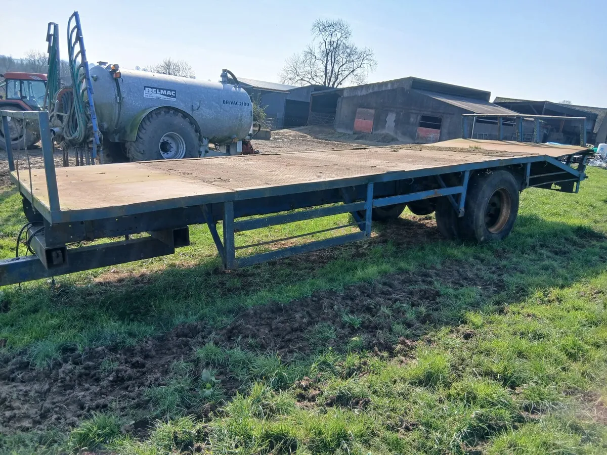 Bale trailer/lowloader - Image 3