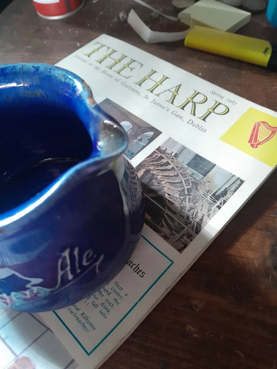 Vintage  c  c ginger ale advertising  jug - Image 2