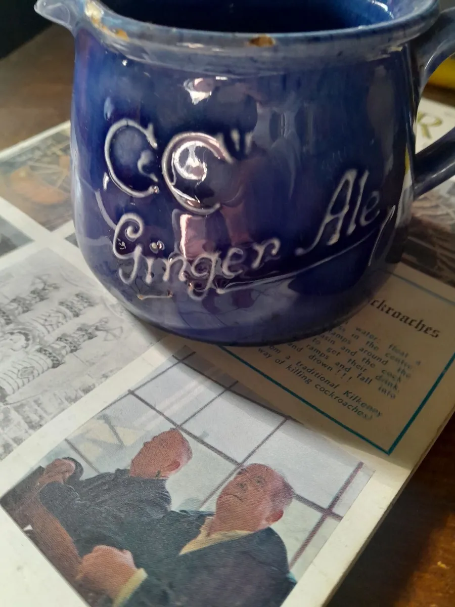 Vintage  c  c ginger ale advertising  jug - Image 3