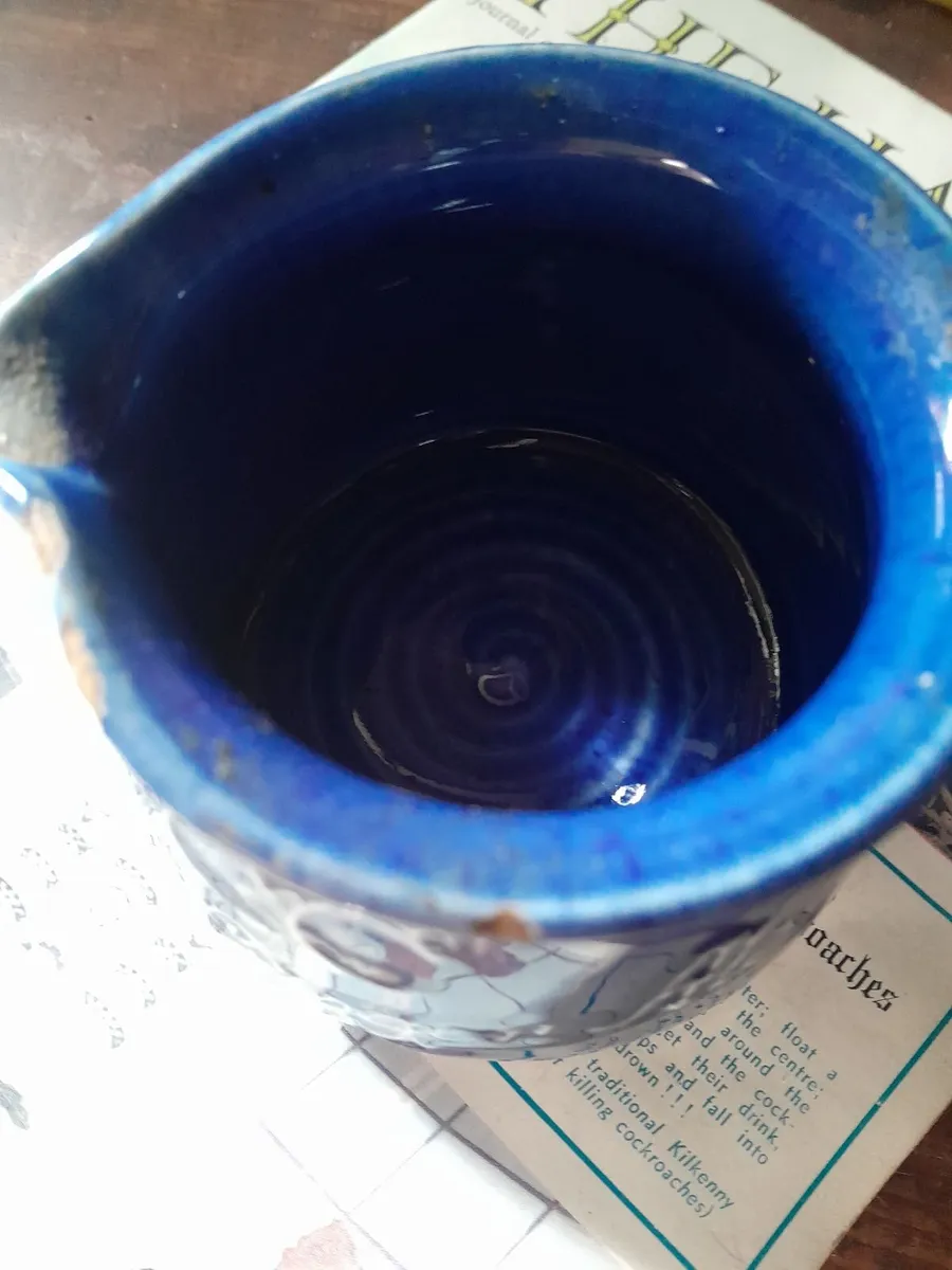 Vintage  c  c ginger ale advertising  jug - Image 4